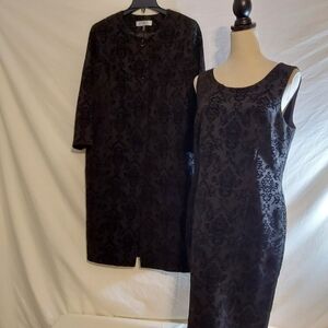 Kasper 2 Piece Suit Set Women's  Black Dress Jacket Formal. Size 12